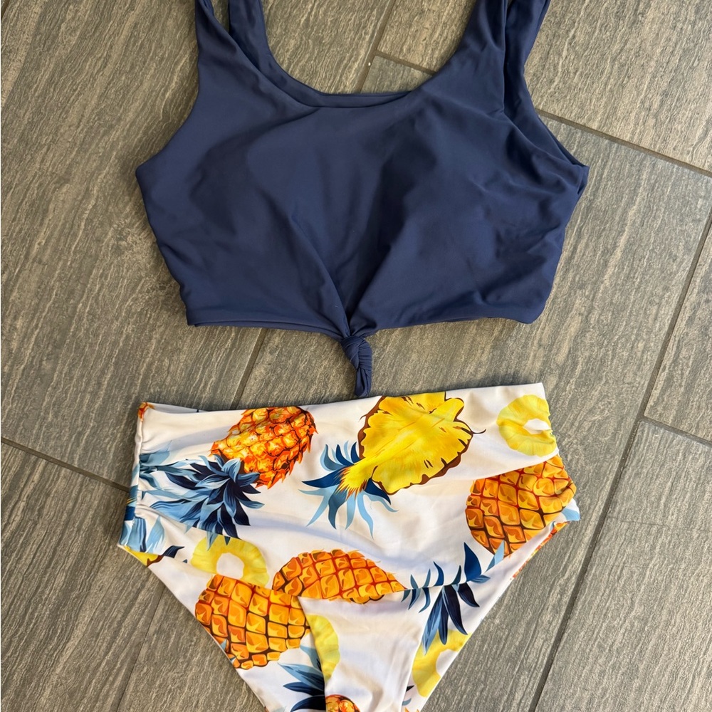 Cupshe Navy and Pineapple Print Bikini